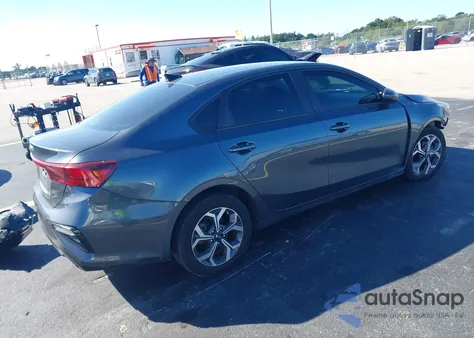 2020 Kia Forte Lxs z USA, uszkodzony, nr VIN 3KPF24AD8LE202464